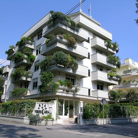 Verdeluna Aparthotel Marina di Pietrasanta Eksteriør bilde