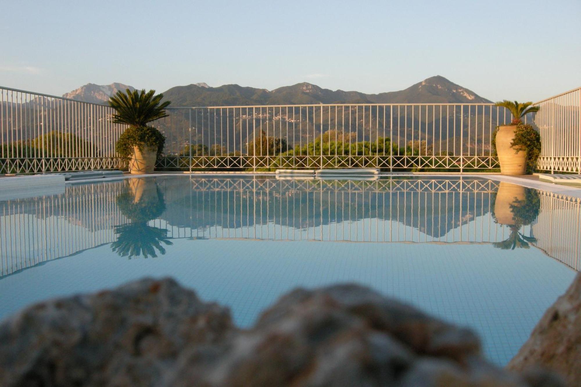 Verdeluna Aparthotel Marina di Pietrasanta Eksteriør bilde