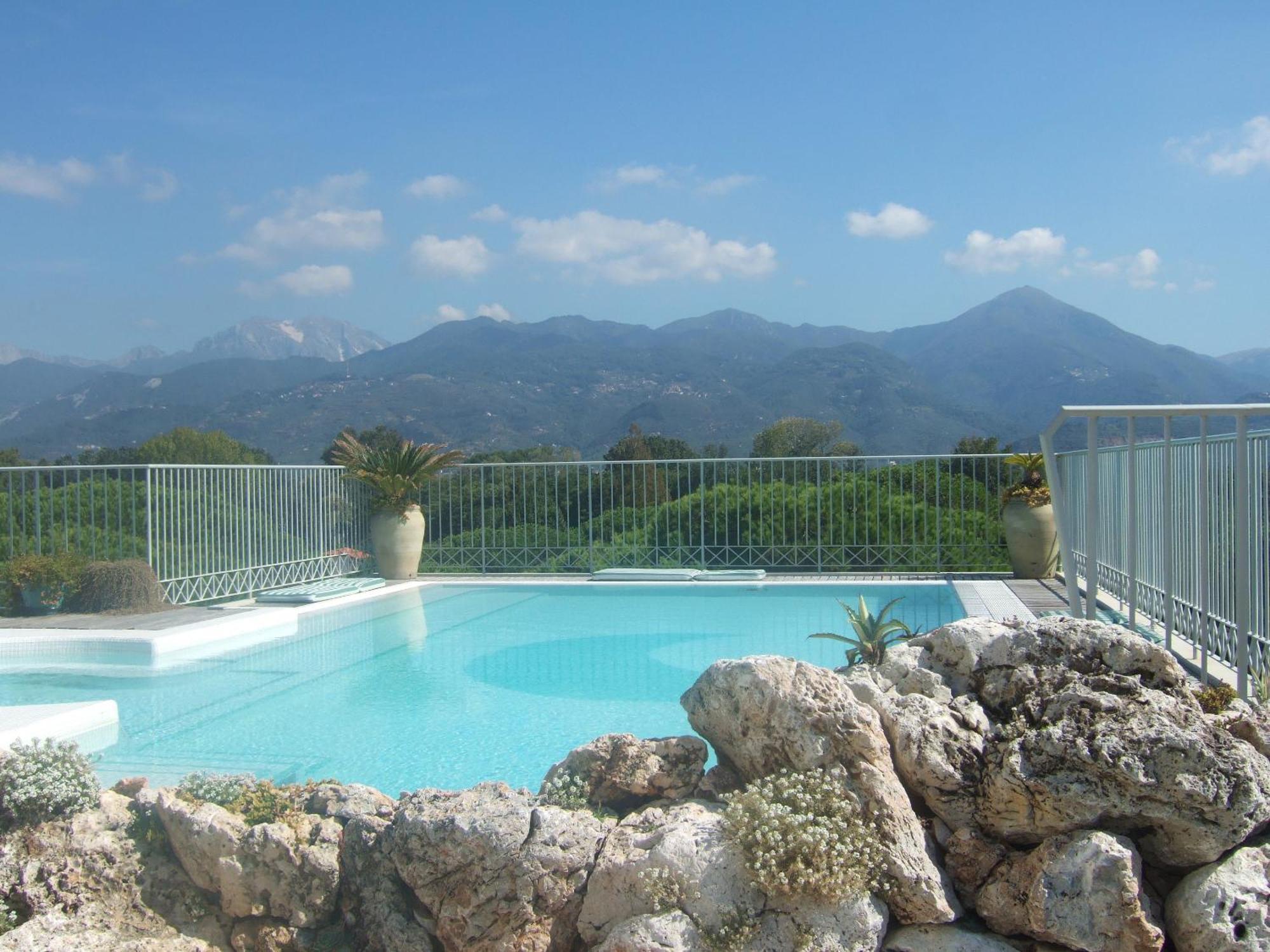 Verdeluna Aparthotel Marina di Pietrasanta Eksteriør bilde