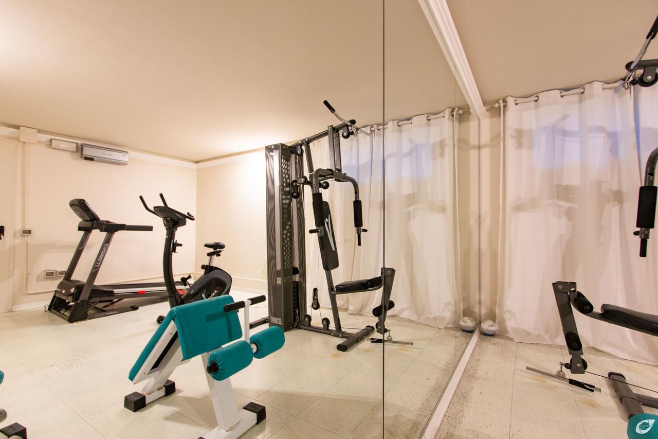 Verdeluna Aparthotel Marina di Pietrasanta Eksteriør bilde