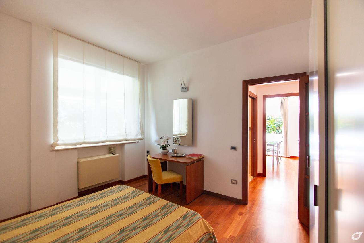 Verdeluna Aparthotel Marina di Pietrasanta Eksteriør bilde